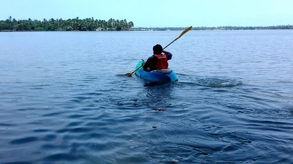West Wind Homez - Home Stay Kochi